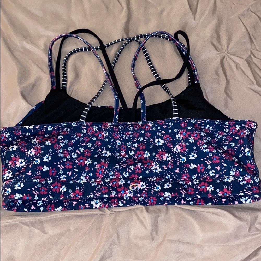 Gap fit sports bra